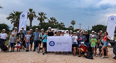 Akkuyu Nükleer Çalışanları 1 Mayıs Emek ve Dayanışma Günü'nde Çevre Temizliği Etkinliği Yaptılar