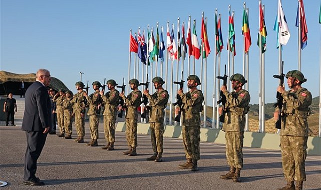 Bakan Güler, EFES-2024’ün fiili atışlı arazi safhasını izledi