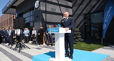 Başkan Büyükakın: Kocaeli'nin en güzel manzaralı kütüphanesi gençlerimize armağan olsun