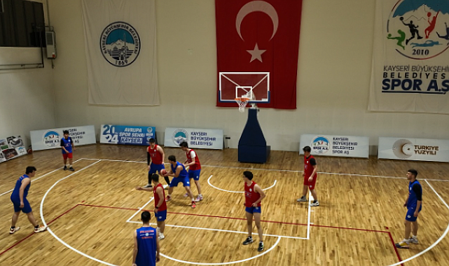 Başkan Büyükkılıç, tüm sporcu ve spor takımlarını Erciyes’e davet etti