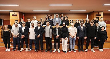 Başkan Mutlu, Bayrampaşa Gençlik Meclisi üyeleriyle buluştu