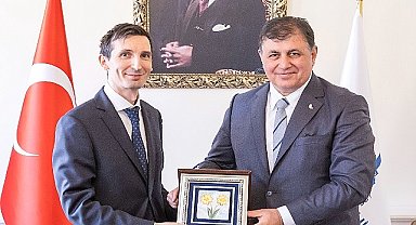 Başkan Tugay'dan 93. İEF için İtalya'ya partner ülke teklifi