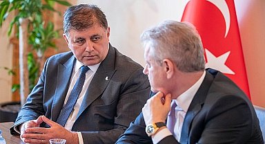 Başkan Tugay: “İzmir'in planlamasını İzmirli mimarlar yapacak