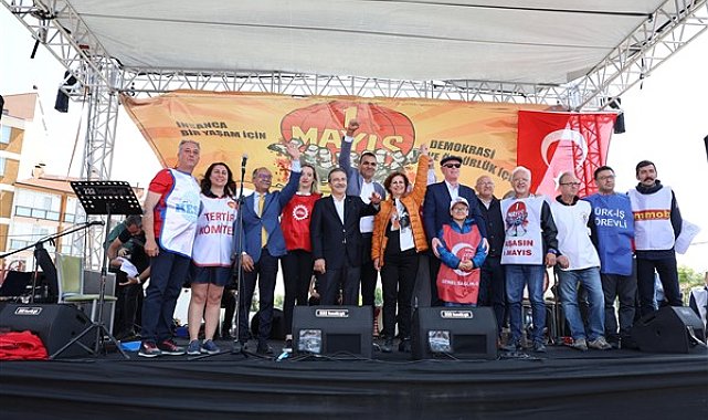 Başkan Ünlüce, 1 Mayıs Emek ve Dayanışma Günü kutlamalarına katıldı