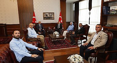 Başkan Yıldız'dan Sakarya Valisi Yaşar Karadeniz'e Ziyaret