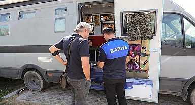 Bayraklı'da karavan işgaline zabıta engeli