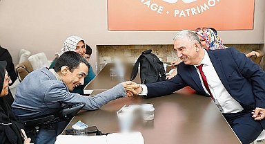 Bergama Belediye Başkanı Dr. Tanju ÇELİK Bergama Kültür Merkezi'nde düzenlenen etkinliklere katıldı