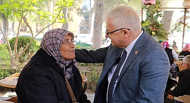 Burhaniye Belediye Başkanı Ali Kemal Deveciler, sosyal belediyecilik anlayışı ile yürüttüğü çalışmalara hız kesmeden devam ediyor