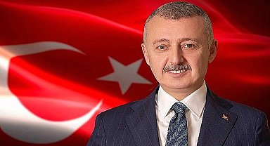 Büyükşehir Belediye Başkanı Tahir Büyükakın, 19 Mayıs Atatürk'ü Anma, Gençlik ve Spor Bayramı nedeniyle bir kutlama mesajı yayınladı