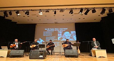 Ege Üniversitesi Âşık Veysel'i Unutmadı