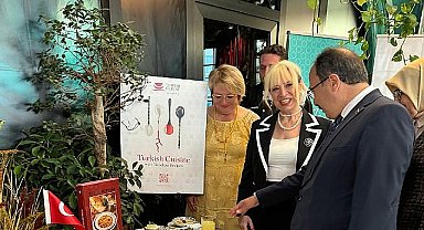  Egeli gastronomi ekibi Azerbaycan'da Ege Mutfağını tanıttı