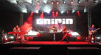 Egeli gençler Gripin'le coştu