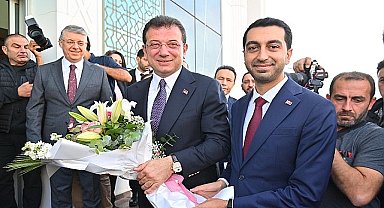 Ekrem İmamoğlu, Tuzla Belediye Başkanı Eren Ali Bingöl'e tebrik ziyaretinde bulundu