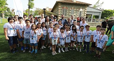 Filiz Ceritoğlu Sengel, başarılı sporcuları tebrik ederek; “Her birinizle gurur duyuyorum