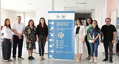 Geniş bir lisansüstü program yelpazesine sahip olan Dokuz Eylül Üniversitesi'nde (DEÜ) adaylar, “DEÜ'de Lisansüstü Eğitime Merhaba – Enstitü Tanıtım Günü