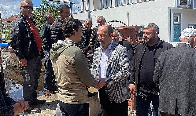 Geyve Belediye Başkanı Selçuk Yıldız, Geyve'nin çeşitli mahallelerinde düzenlenen köy hayırlarına katılarak vatandaşlar ile bir araya geldi