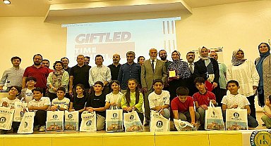 Harran Üniversitesi'nde Üstün Yetenekliler Eğitim Paneli Gerçekleşti
