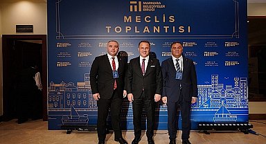 İstanbul Büyükşehir Belediyesi ev sahipliğinde düzenlenen Marmara Belediye Birliği Meclis Toplantısı Beylikdüzü Belediye Başkanı Mehmet Murat Çalık, oy birliğiyle Plan ve Bütçe Komisyonu'na seçildi