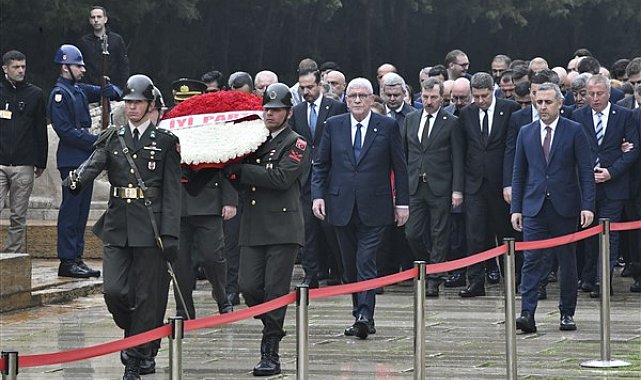 İYİ Parti Genel Başkanı Dervişoğlu’ndan Anıtkabir'e ziyaret