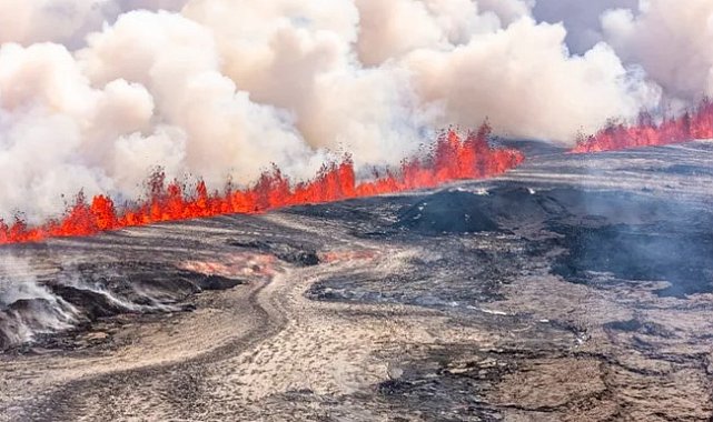 İzlanda'da yeni volkan patlaması başladı