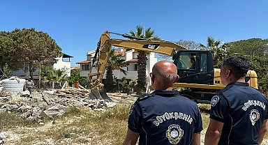 İzmir Büyükşehir Belediyesi kaçak yapılaşmaya izin vermiyor