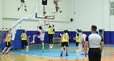 Kardeş kent takımları Nilüfer Uluslararası Spor Şenlikleri'nde