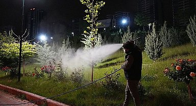 Keçiören Belediyesi, ilçe genelinde haşere ve sineklere karşı gece gündüz ilaçlama çalışması yürütüyor