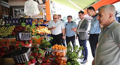 Konak zabıtası kaldırım işgalini bitirmekte kararlı