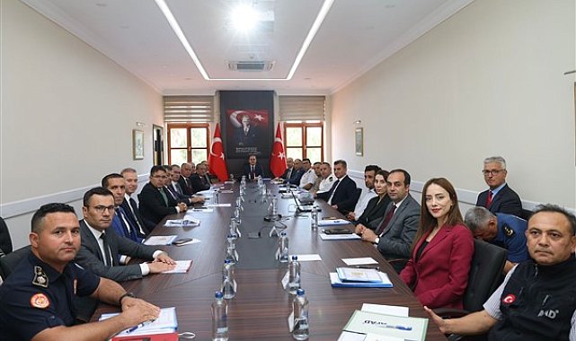 Muğla’da orman yangınlarıyla mücadele değerlendirme toplantısı yapıldı