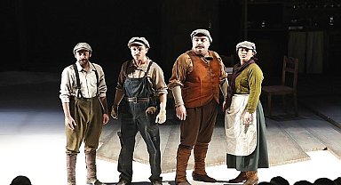 Nazım Hikmet'in “Yolcu