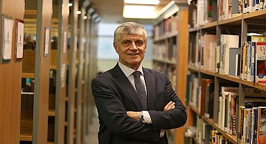 Prof. Dr. Tayfun Uzbay: “Ezbere birtakım kokteyllerin kullanılması ölümle dahi sonuçlanabilecek sağlık sorunlarına yol açabilir