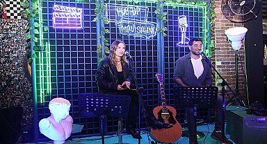 Pub Up Mavi Sahne'nin son durağı Van oldu