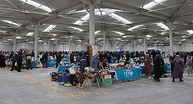 Selçuklu Belediyesi tarafından Yazır Kapalı Pazar Alanına her ayın ilk Çarşamba günü kurulan Selçuklu 2. El Pazarı'nın günü değişti.