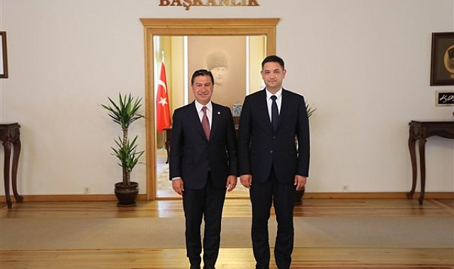 Ukrayna Antalya Konsolosu Voronin, Başkan Aras’ı ziyaret etti