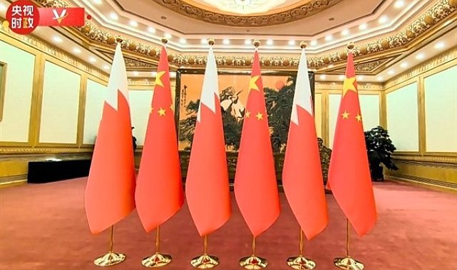 Xi Jinping, Bahreyn Kralı ile görüştü