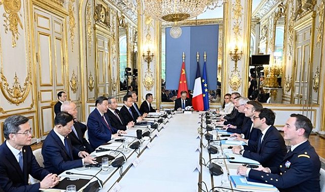 Xi Jinping, Macron ile bir araya geldi