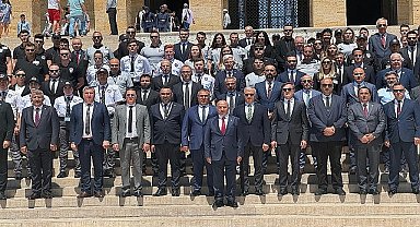 30'uncu yılını kutlayan GÜSOD, 26-30 Haziran Özel Güvenlik Günü ve Haftası'nda Anıtkabir'i ziyaret etti