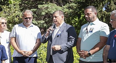 Ahmet Piriştina ölümünün 20'nci yılında kabri başında anıldı