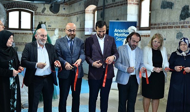“Anadolu Motifleri” sergisi Rami Kütüphanesi’nde sergileniyor