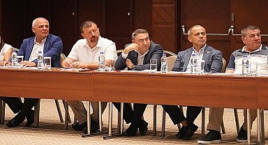 Avcılar'da belediyenin sunduğu hizmetleri daha etkin hale getirmek için Avcılar Belediyesi Meclis Üyeleri Çalıştay'ı yapıldı