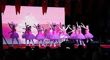 Aydın Büyükşehir Belediyesi, düzenlediği kültür ve sanat etkinlikleriyle vatandaşları buluşturmaya devam ediyor