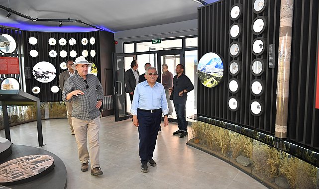 Başkan Büyükkılıç'tan Kültepe Ziyaretçi Merkezi’ne davet