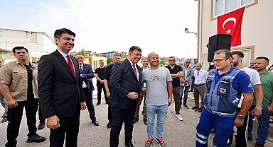 Başkan Dr. Tugay'ın bayramlaşmada ikinci durağı İZSU oldu