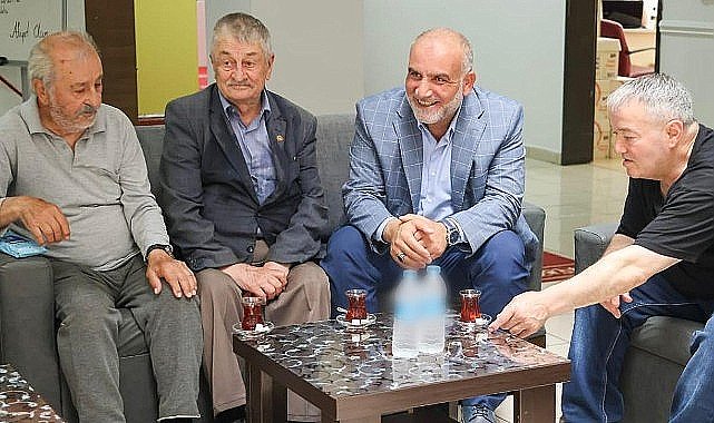 Başkan İbrahim Sandıkçı'ya Büyüklerden Dua