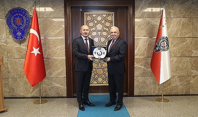 Başkan Şadi Özdemir'den nezaket ziyaretleri