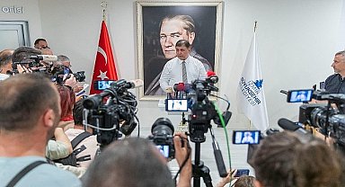 Başkan Tugay Sosyal Denge Tazminatı tartışmasına açıklık getirdi “Bu bir tasarruf tedbiri değil, yasaya uyma zorunluluğu