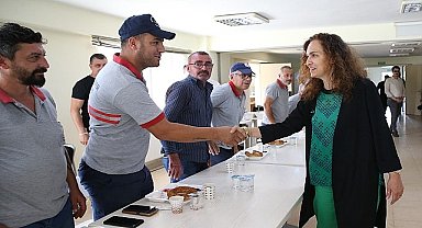 Başkan Ünsal'dan temizlik işçileriyle birlik buluşması