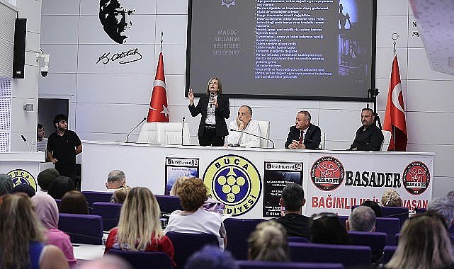 Buca'da bağımlılıkla mücadele paneli düzenlendi