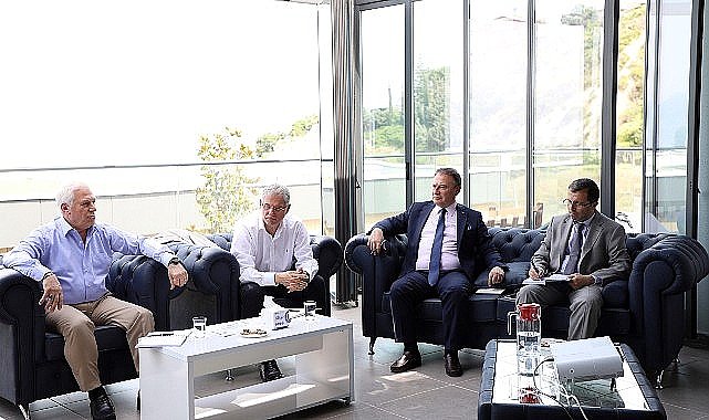 Bursa Büyükşehir Belediyesi'nin 17 ilçede başlattığı ve Bursa'yı bir bütün olarak ele alan 2024-2029 strateji toplantıları Mudanya'da devam etti