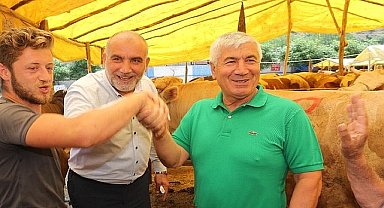 Canik'te Kurban Pazarı Açıldı: Veteriner Gözetiminde Satış